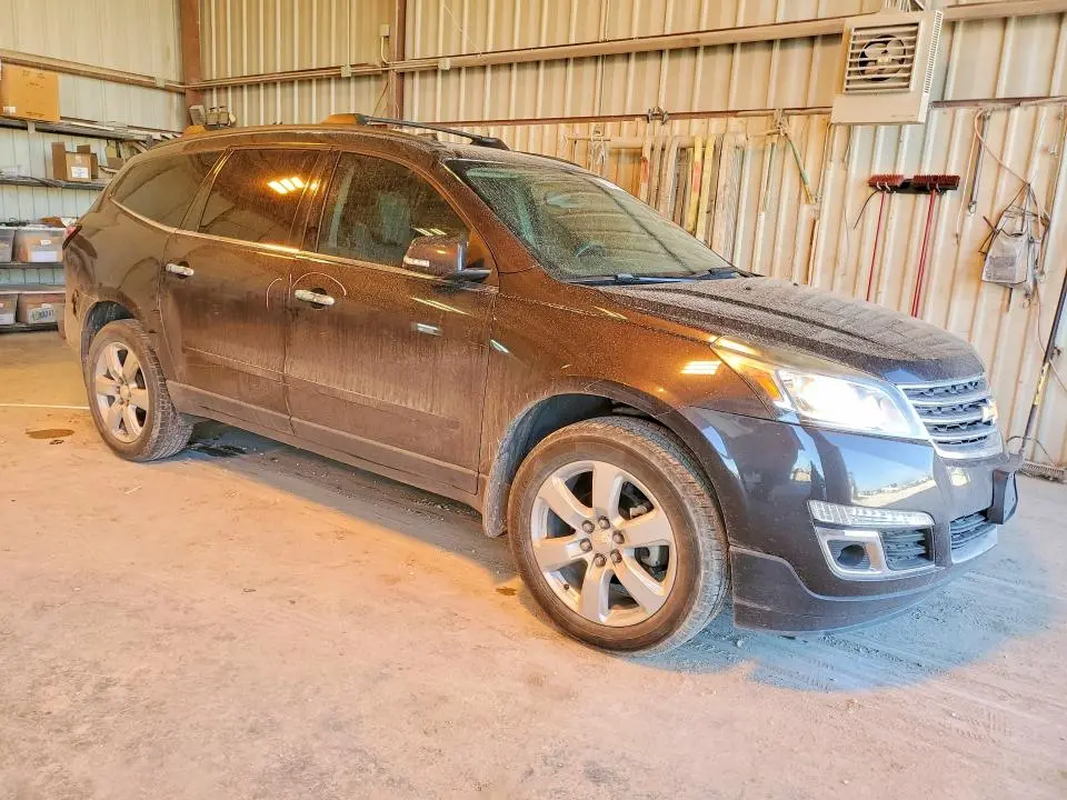 2017 CHEVROLET TRAVERSE LT  