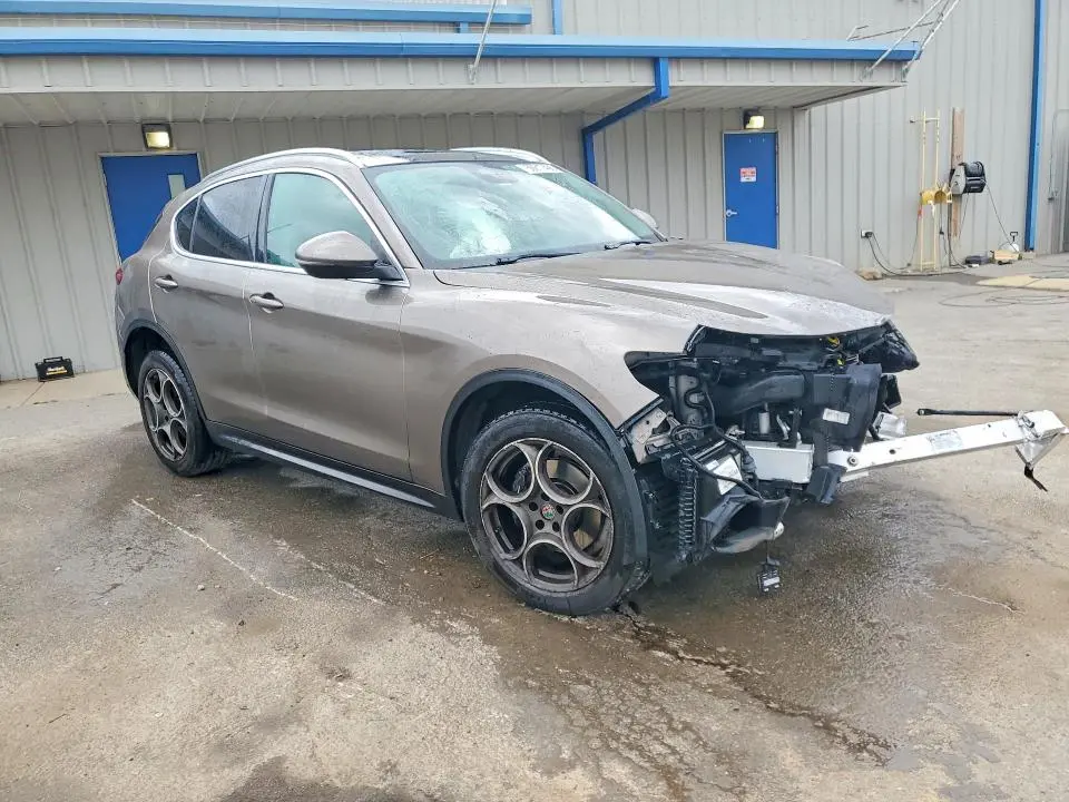 2019 ALFA ROMEO STELVIO TI  