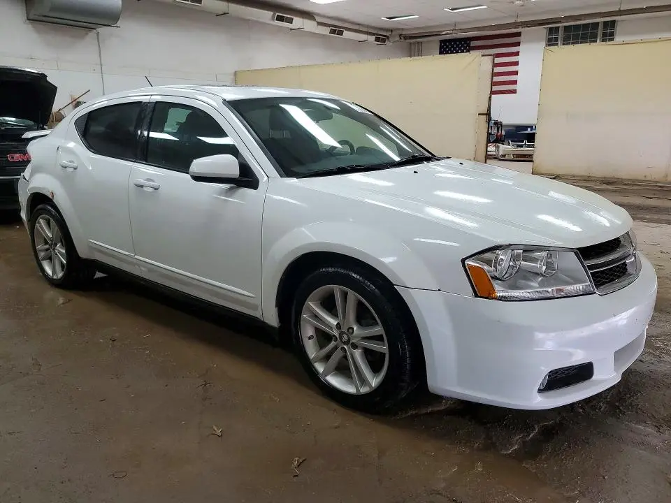2011 DODGE AVENGER MAINSTREET  