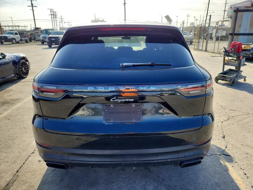 2019 PORSCHE CAYENNE   