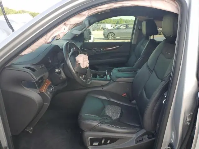 2016 CADILLAC ESCALADE LUXURY  