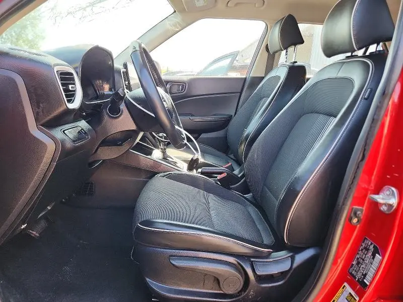 2023 HYUNDAI VENUE LIMITED  