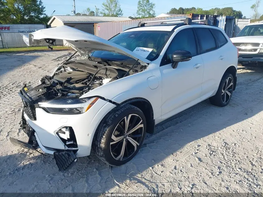 2022 VOLVO XC60 RECHARGE PLUG-IN HYBRID T8 R-DESIGN EXTENDED RANGE