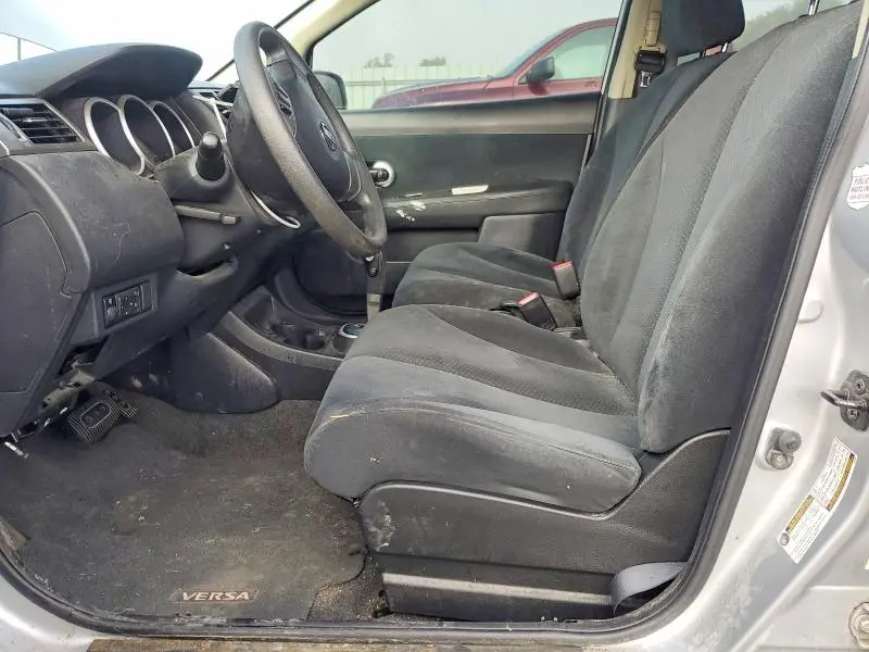 2010 NISSAN VERSA 1.8 S  