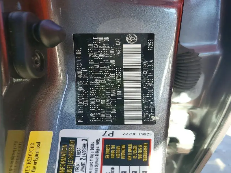 2017 TOYOTA CAMRY SE  