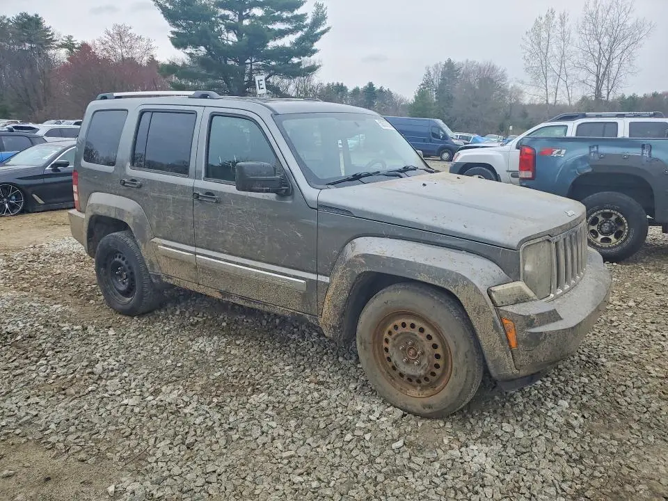 2012 JEEP LIBERTY JET  