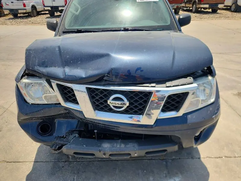 2021 NISSAN FRONTIER SV  