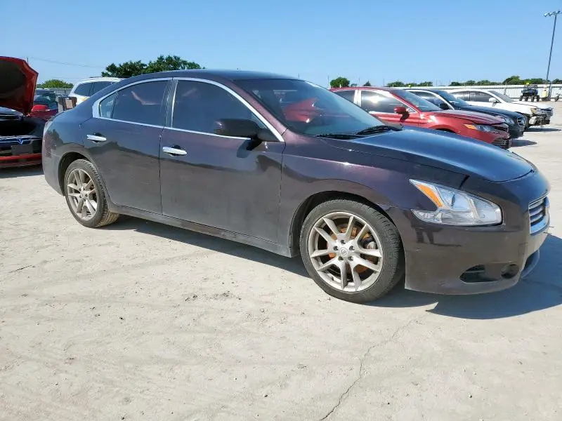 2014 NISSAN MAXIMA S  