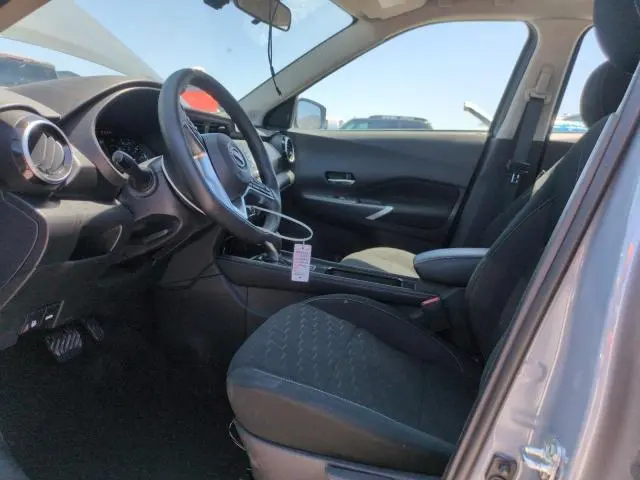 2024 NISSAN KICKS SV  