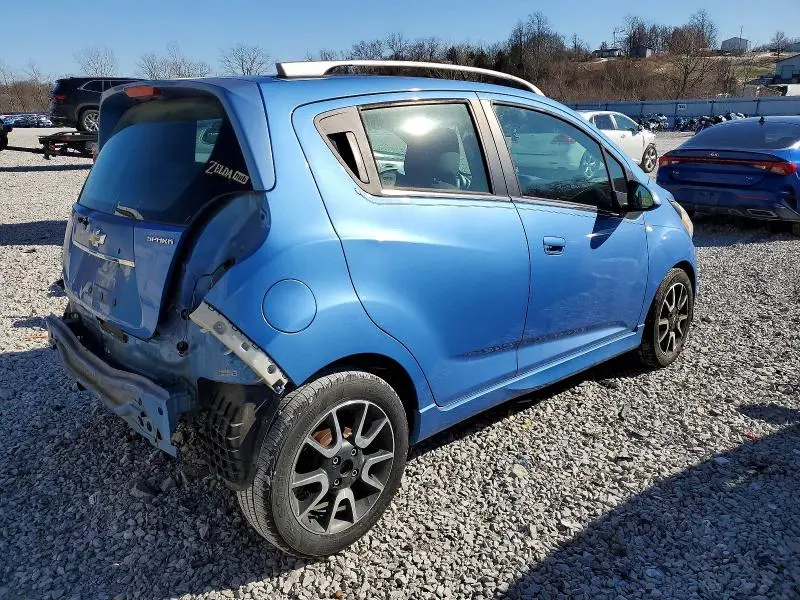 2013 CHEVROLET SPARK 2LT  