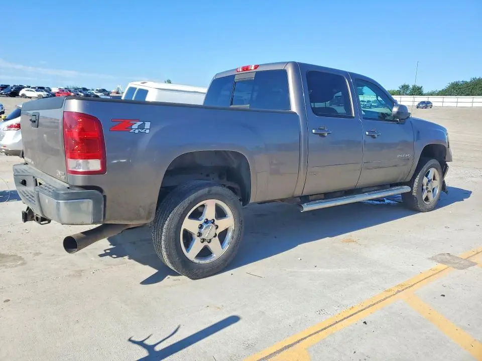 2014 GMC SIERRA K2500 SLT  