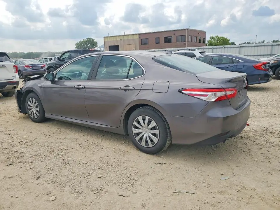 2020 TOYOTA CAMRY LE  