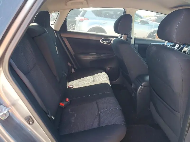 2016 NISSAN SENTRA SR  