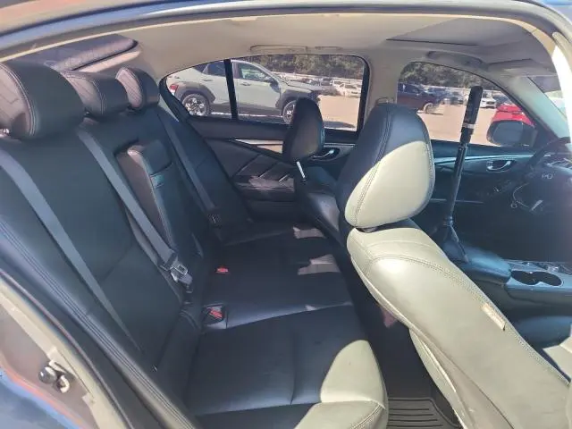 2015 INFINITI Q50 BASE  