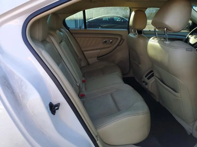 2015 FORD TAURUS SEL  