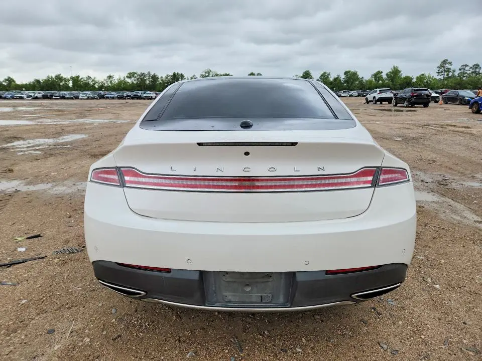 2017 LINCOLN MKZ RESERVE  