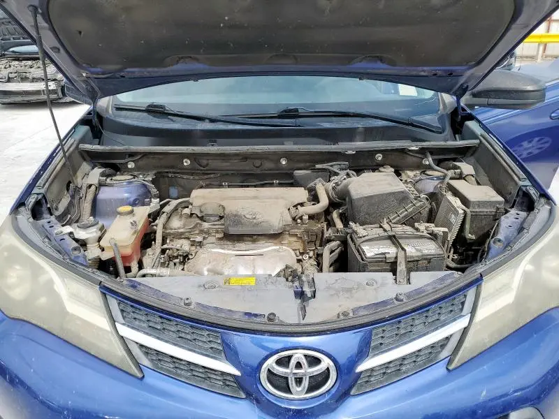 2014 TOYOTA RAV4 LE  