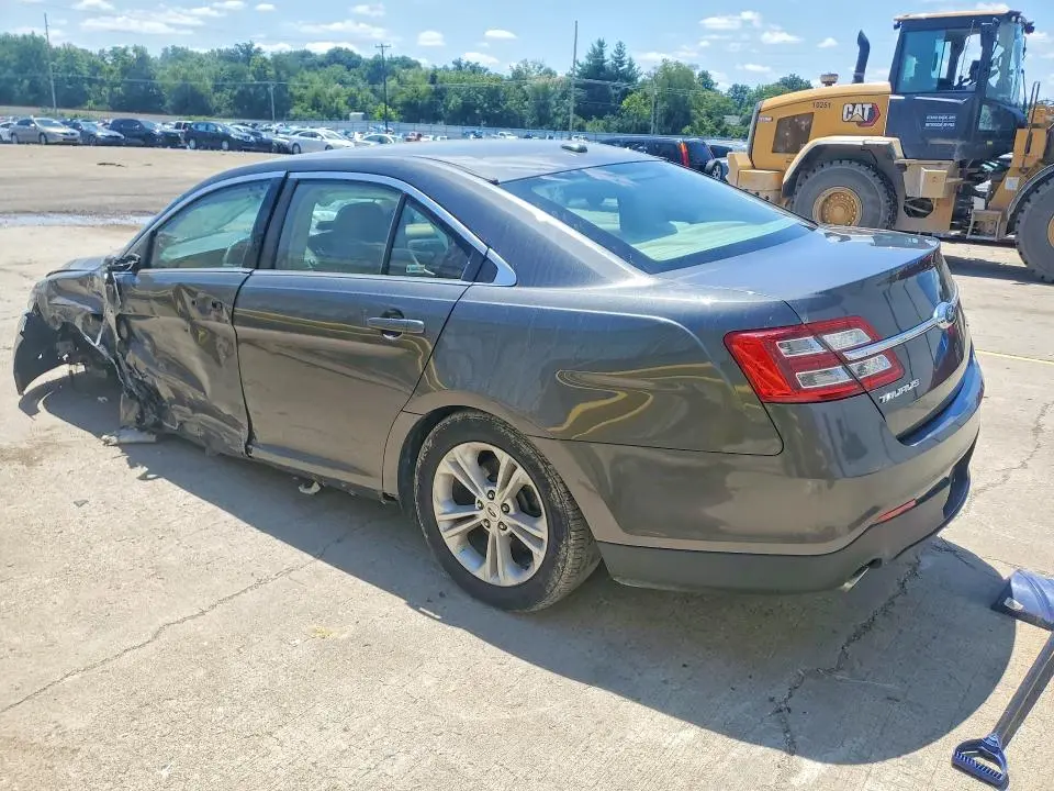 2016 FORD TAURUS SE  