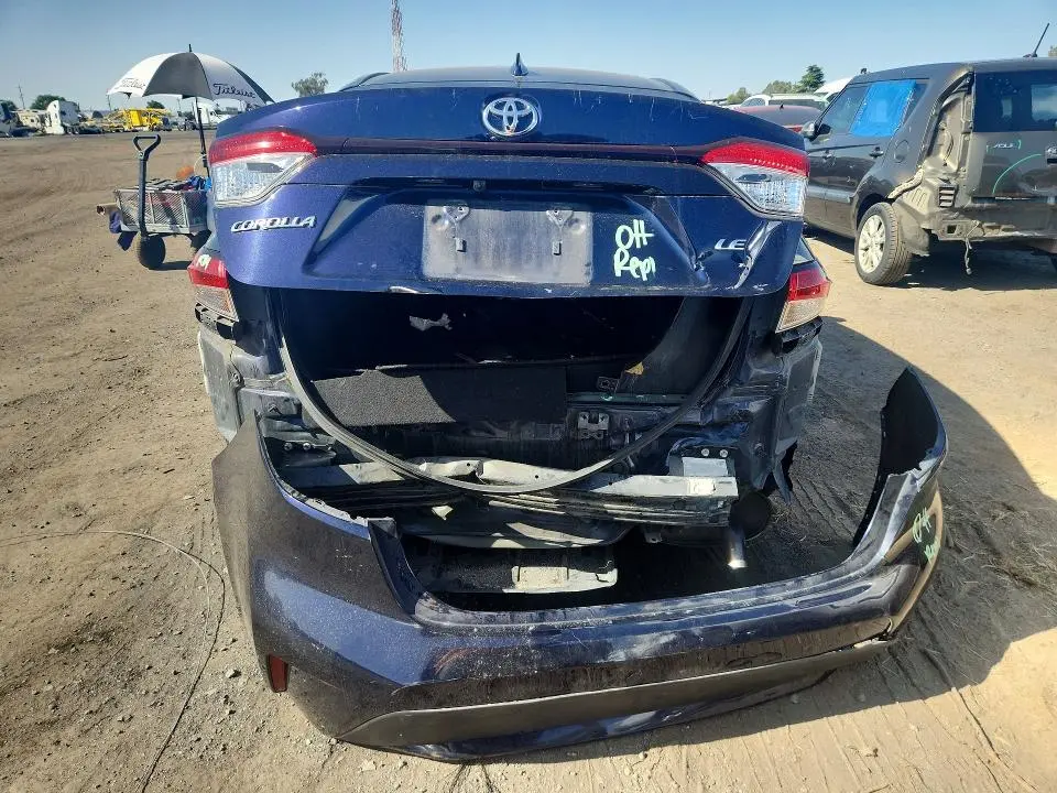 2020 TOYOTA COROLLA LE  