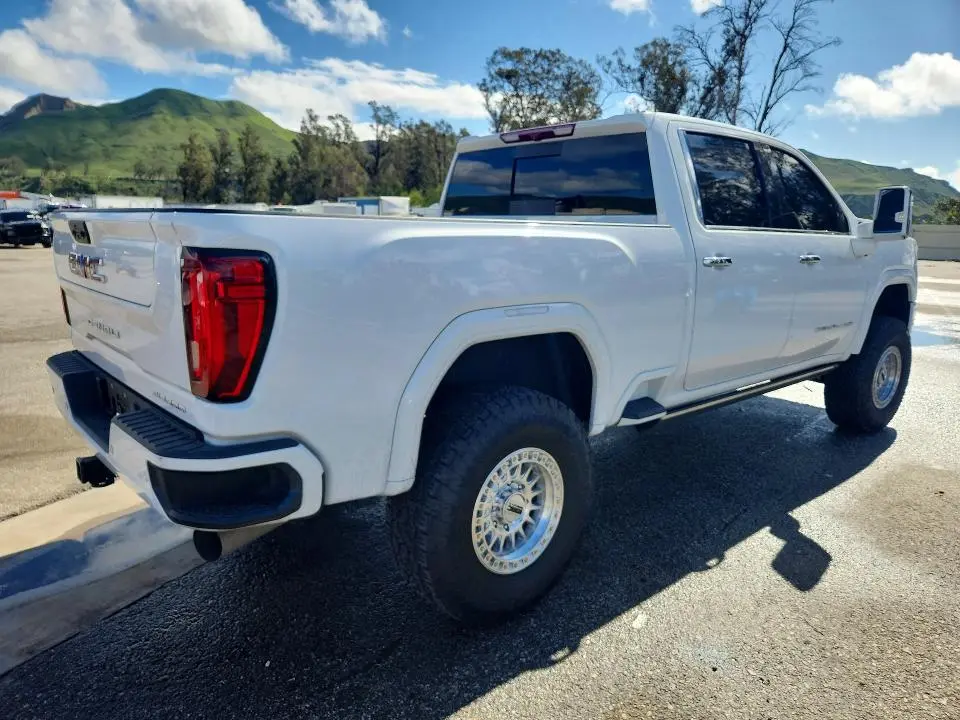 2022 GMC SIERRA K2500 DENALI  