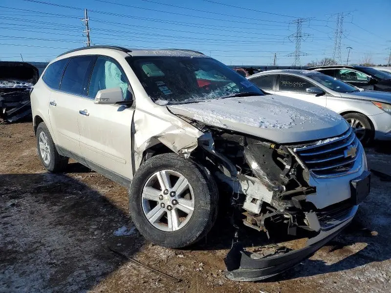 2014 CHEVROLET TRAVERSE LT  
