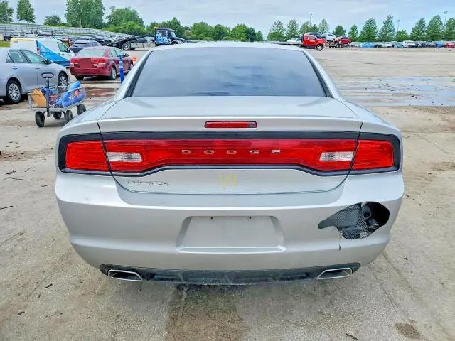 2012 DODGE CHARGER SE  