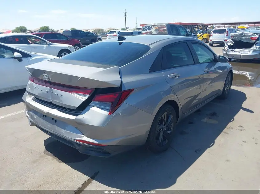 2021 HYUNDAI ELANTRA SEL
