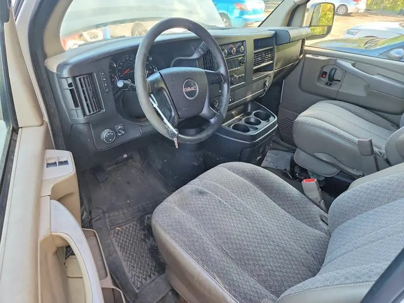 2014 GMC SAVANA G2500  