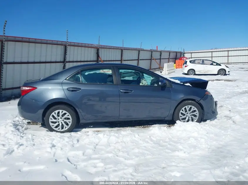 2018 TOYOTA COROLLA LE