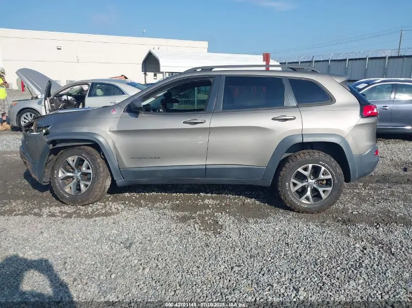 2017 JEEP CHEROKEE TRAILHAWK 4X4