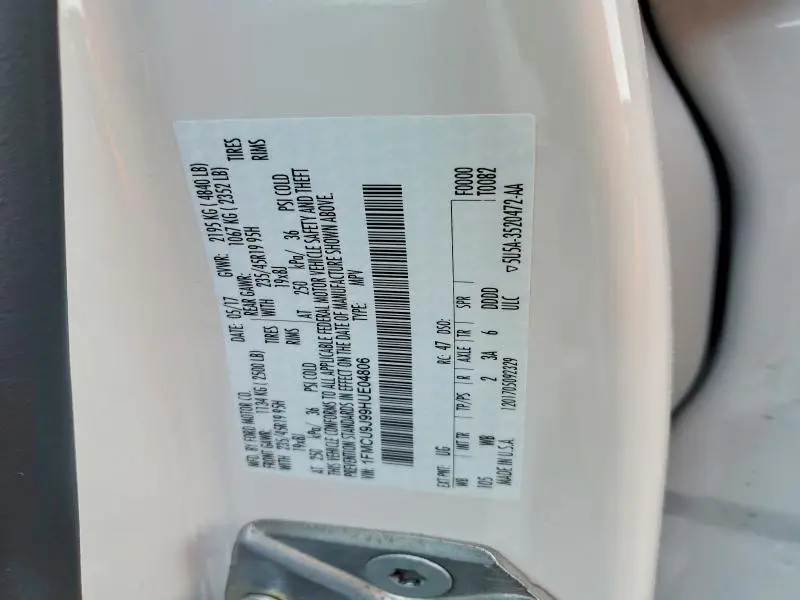 2017 FORD ESCAPE TITANIUM  