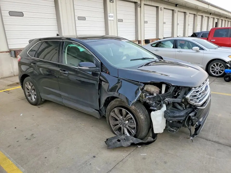 2019 FORD EDGE TITANIUM  