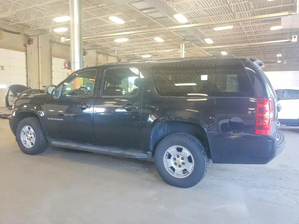 2011 CHEVROLET SUBURBAN K1500 LT  