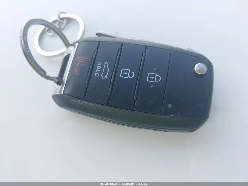 2017 KIA FORTE LX