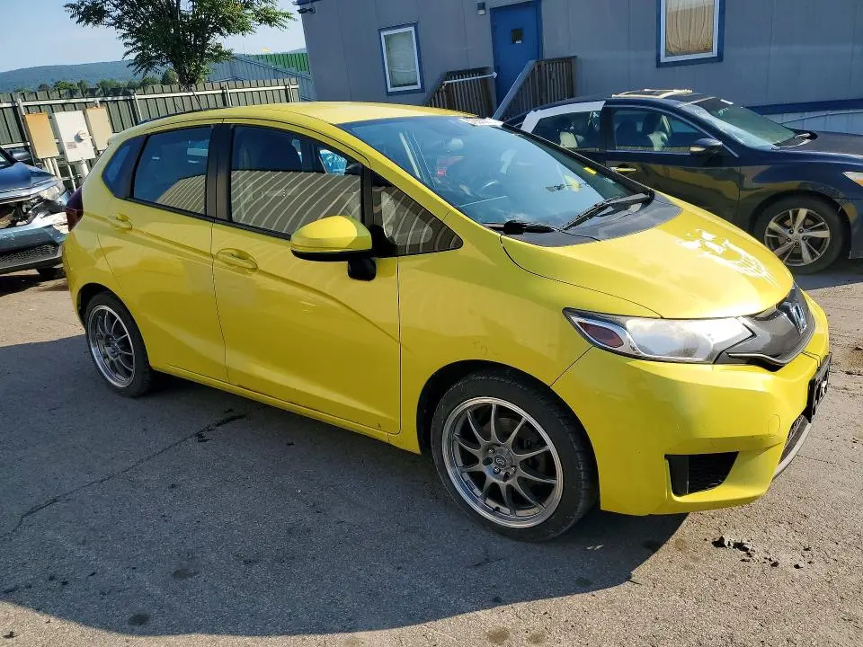 2016 HONDA FIT LX  