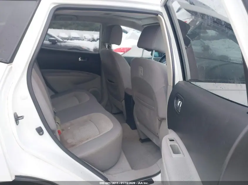 2013 NISSAN ROGUE SV