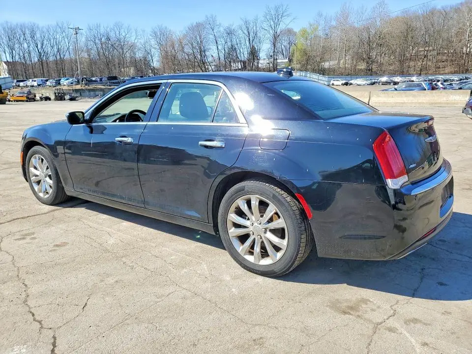 2016 CHRYSLER 300C   
