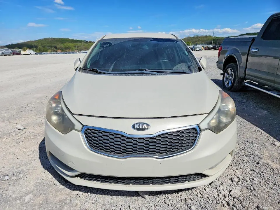 2015 KIA FORTE LX  