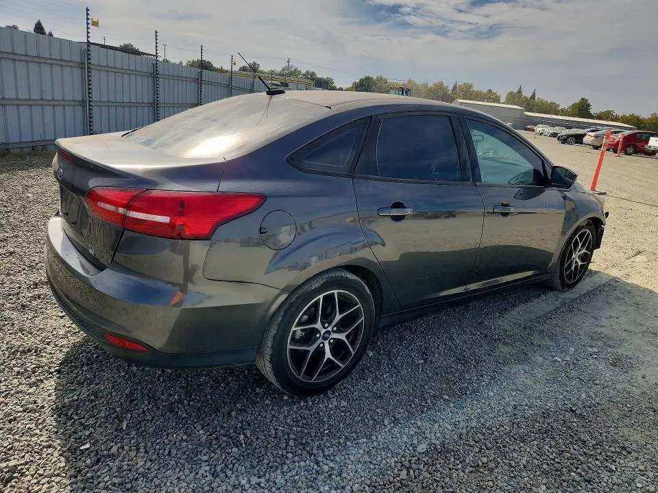 2017 FORD FOCUS SEL  