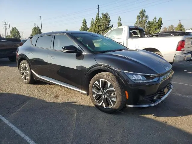 2022 KIA EV6 LIGHT  