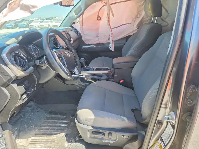 2022 TOYOTA TACOMA SR5 V6  
