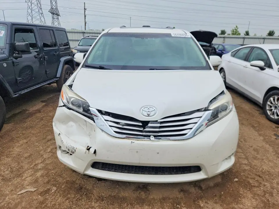 2015 TOYOTA SIENNA LIMITED PREMIUM 7-PASSENGER  