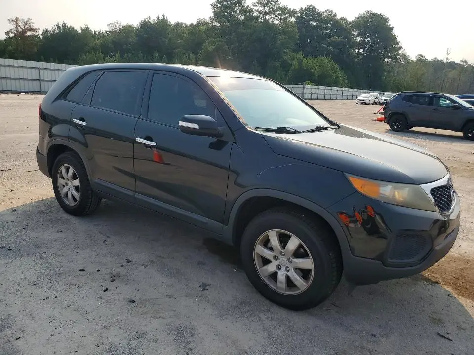 2011 KIA SORENTO LX  