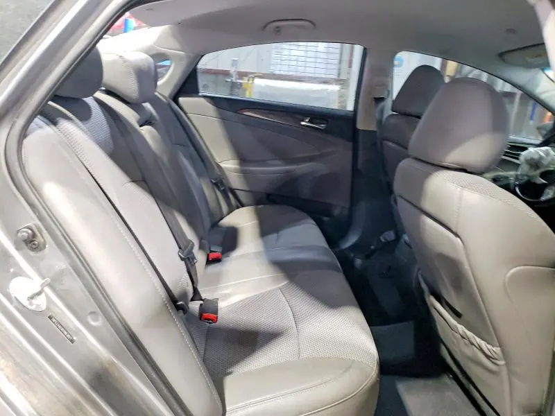 2014 HYUNDAI SONATA SE  