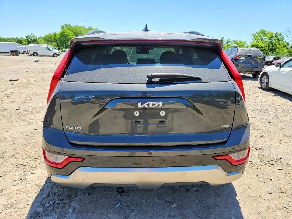 2023 KIA NIRO EX  