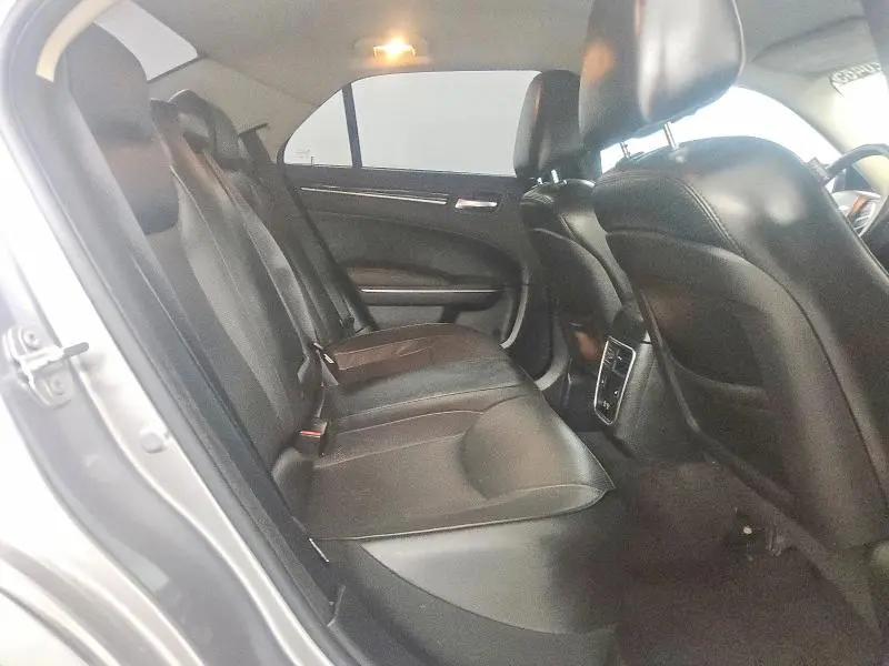 2018 CHRYSLER 300 LIMITED  