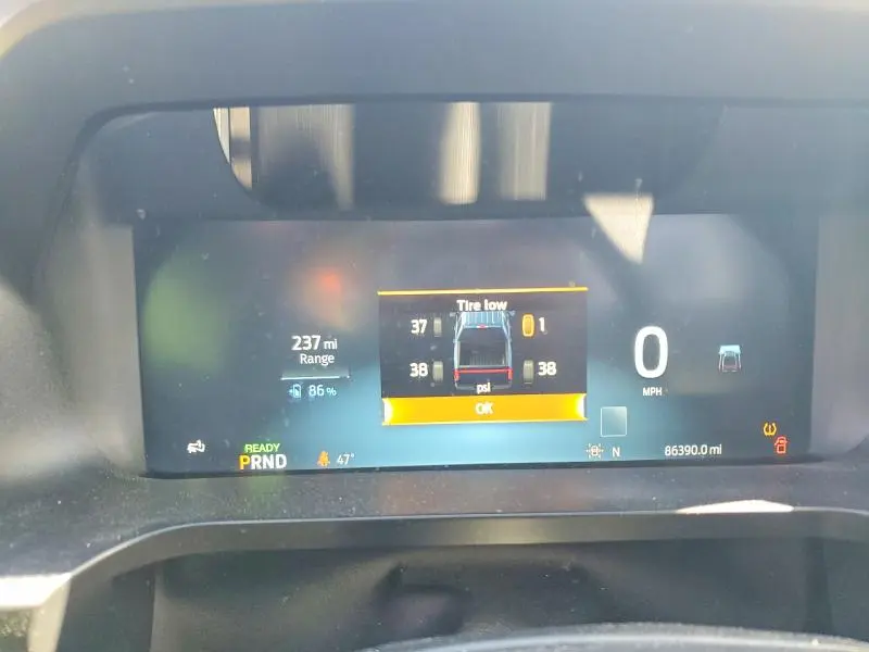 2022 FORD F150 LIGHTNING PRO  