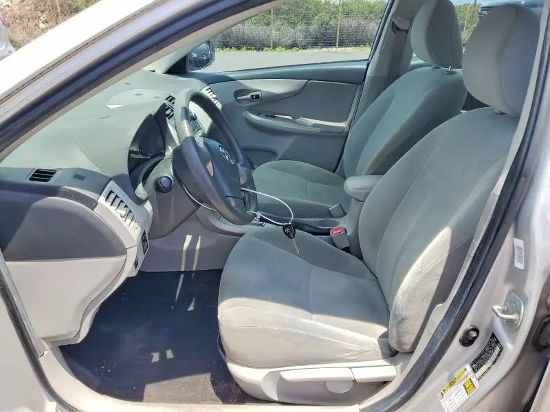 2011 TOYOTA COROLLA BASE  