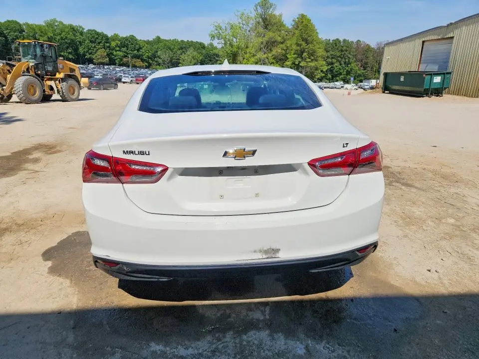 2022 CHEVROLET MALIBU LT  