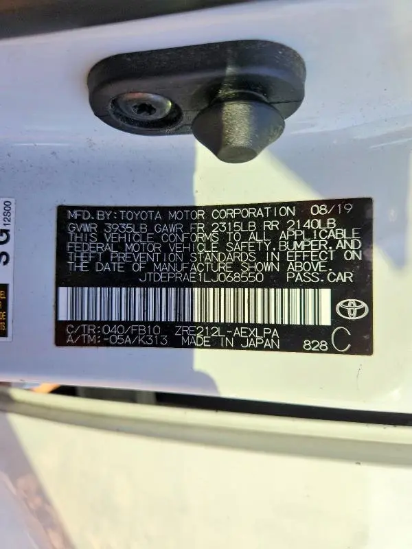 2020 TOYOTA COROLLA LE  